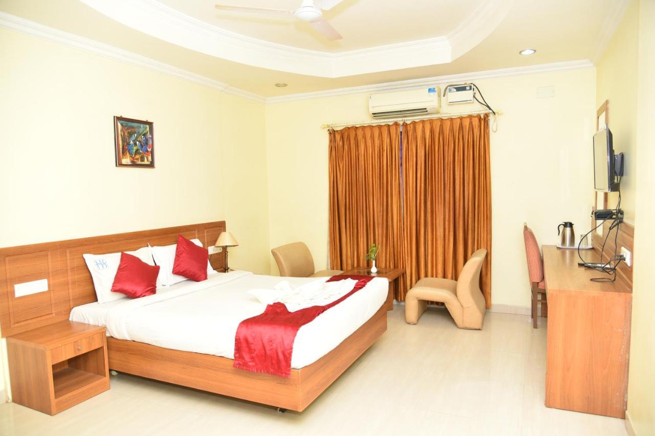 Hotel Sonas Tiruchirappalli Ngoại thất bức ảnh
