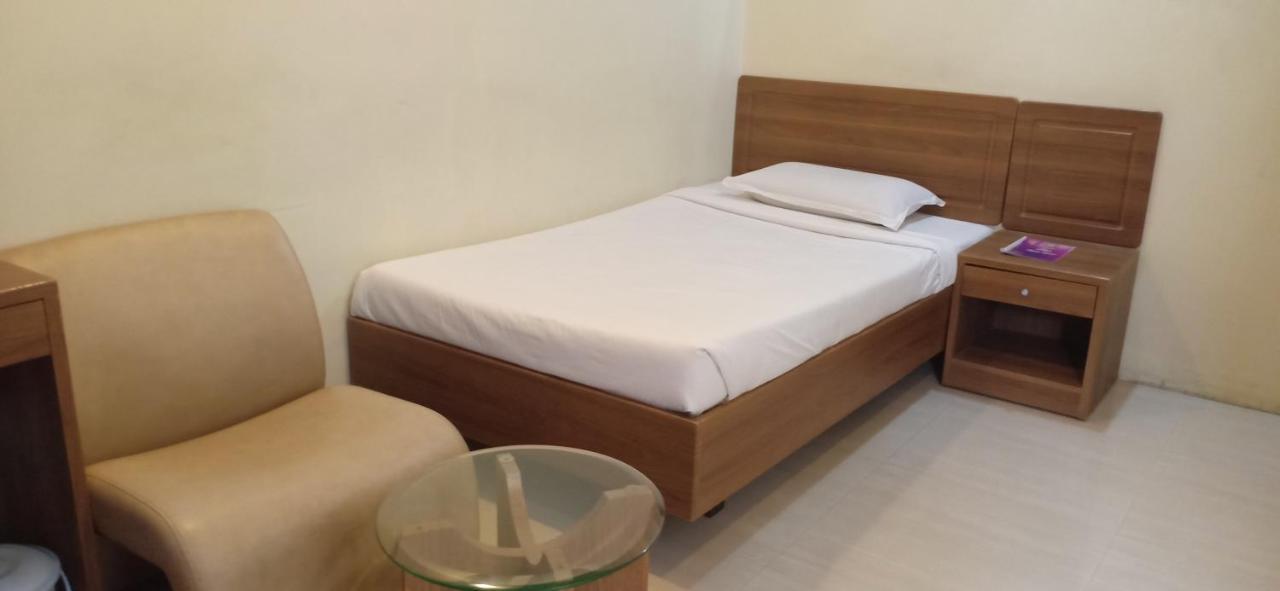 Hotel Sonas Tiruchirappalli Ngoại thất bức ảnh