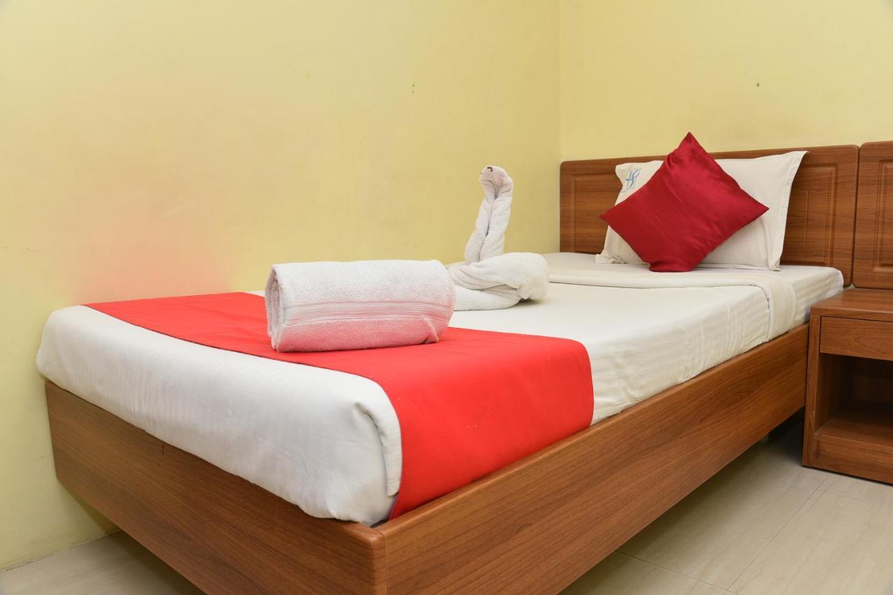 Hotel Sonas Tiruchirappalli Ngoại thất bức ảnh